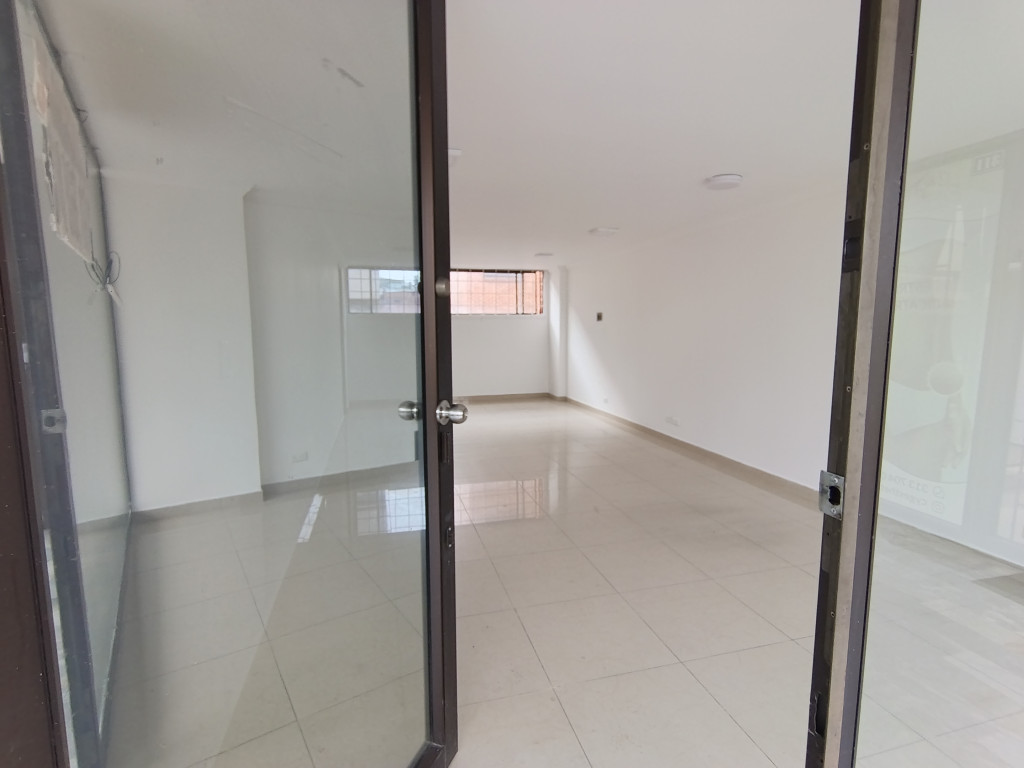 Local En Arriendo - Santa Barbara Occidental-Usaquén, Bogotá