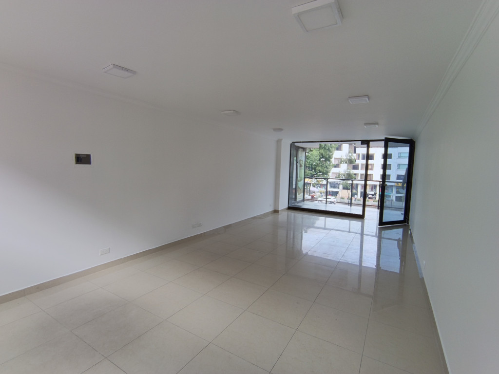 Local En Arriendo - Santa Barbara Occidental-Usaquén, Bogotá