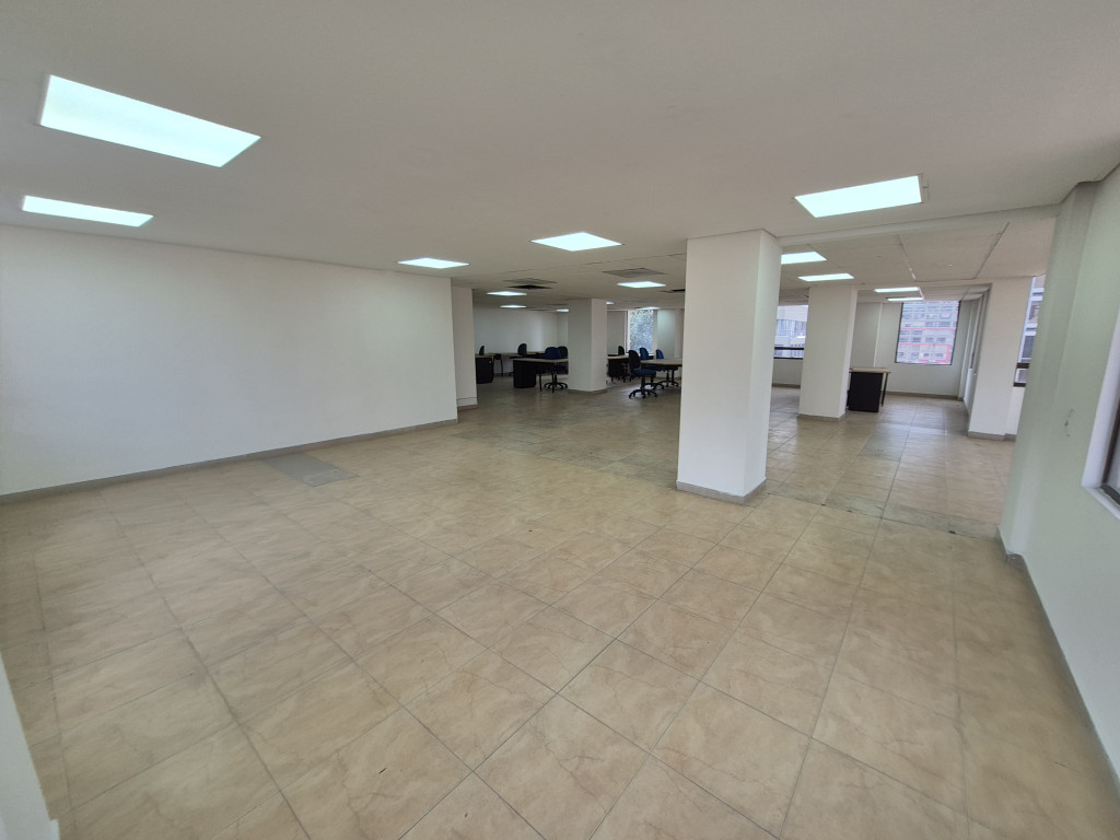 Oficina En Arriendo - Parque Central Bavaria, Bogotá