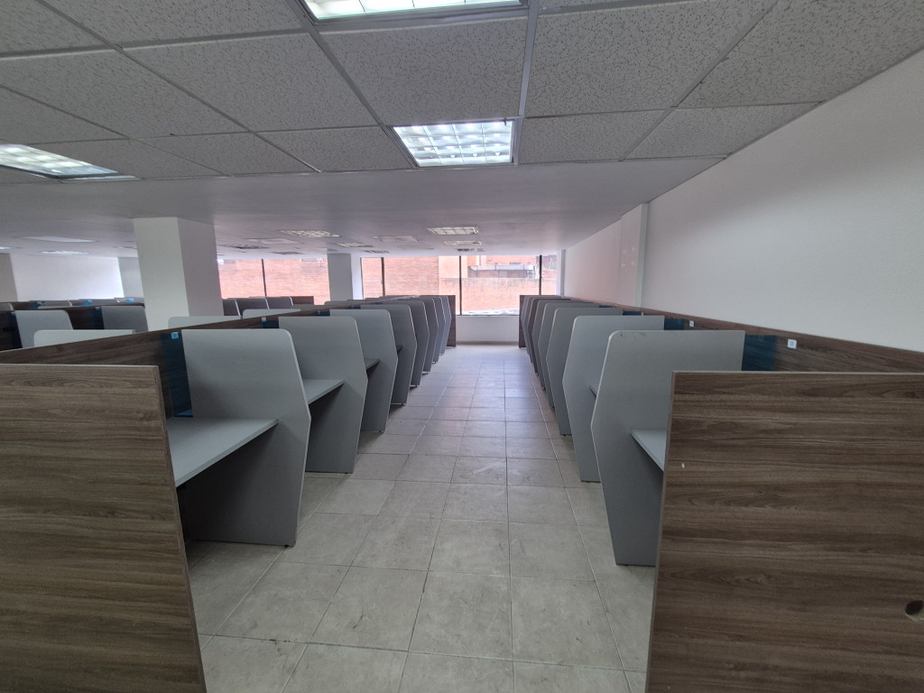Oficina En Arriendo - Parque Central Bavaria, Bogotá