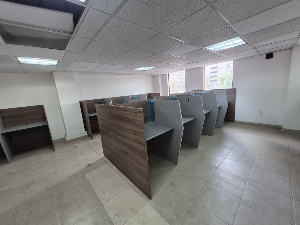 Oficina En Arriendo - Parque Central Bavaria, Bogotá