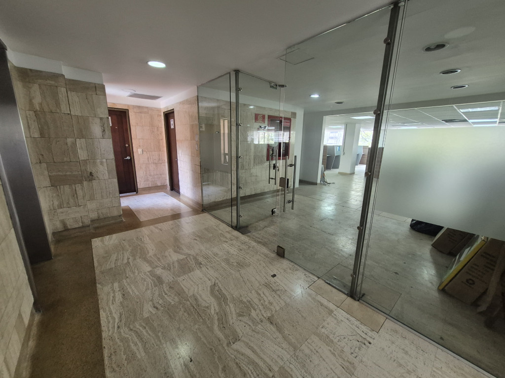 Oficina En Arriendo - Parque Central Bavaria, Bogotá