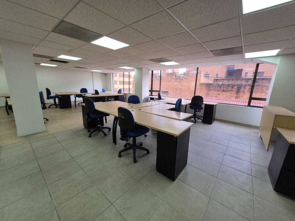 Oficina En Arriendo - Parque Central Bavaria, Bogotá
