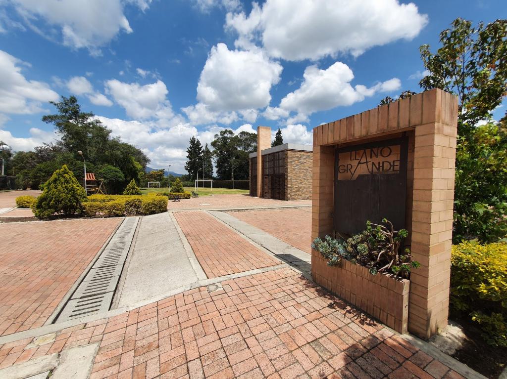 Lote En Venta - Llanogrande De Santa Cruz, Tenjo