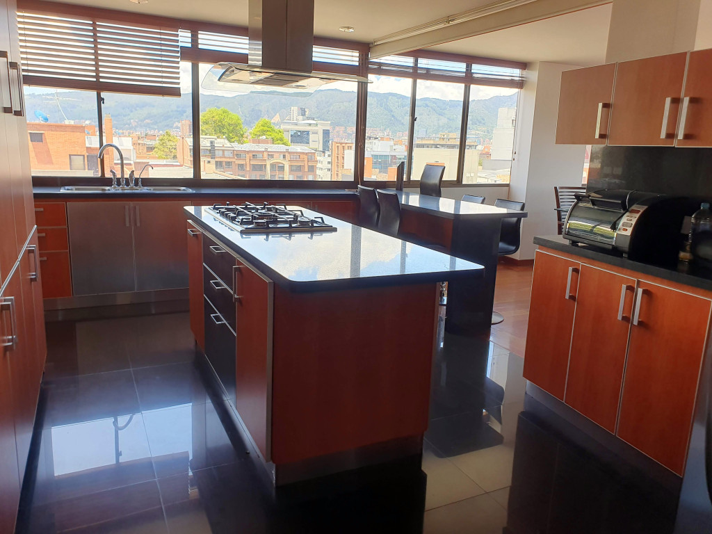 Apartamento En Venta - Puente Largo, Bogotá