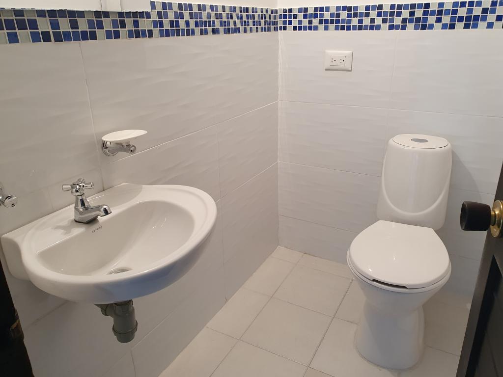 Oficina En Venta - Puente Largo, Bogotá