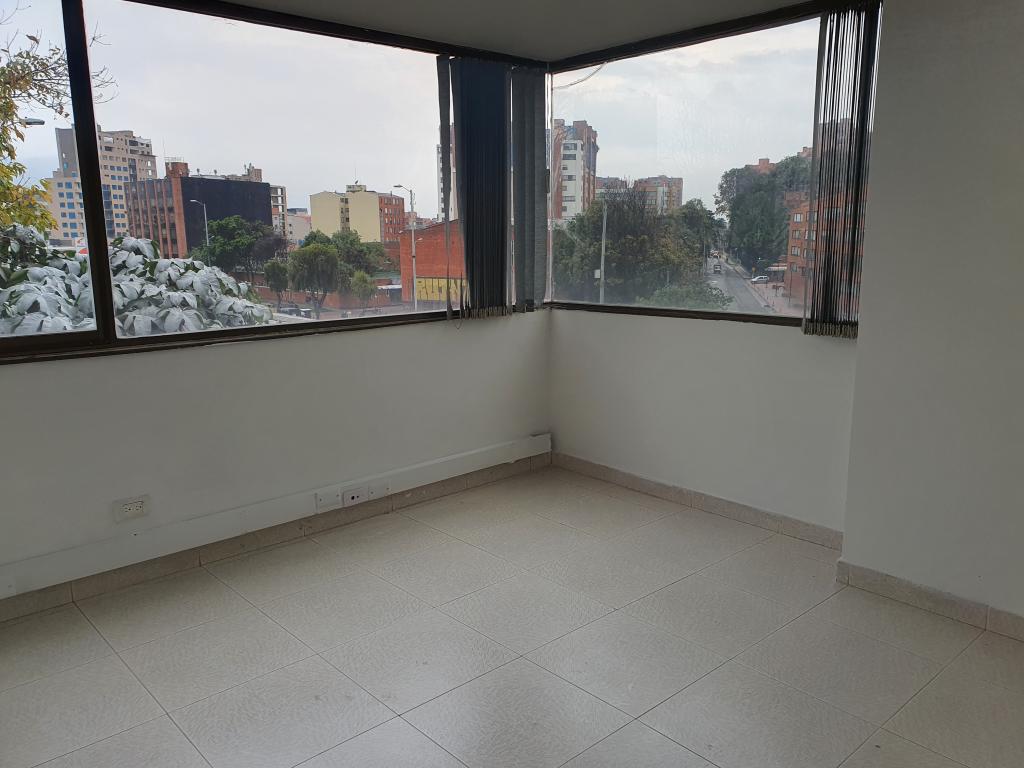 Oficina En Venta - Puente Largo, Bogotá