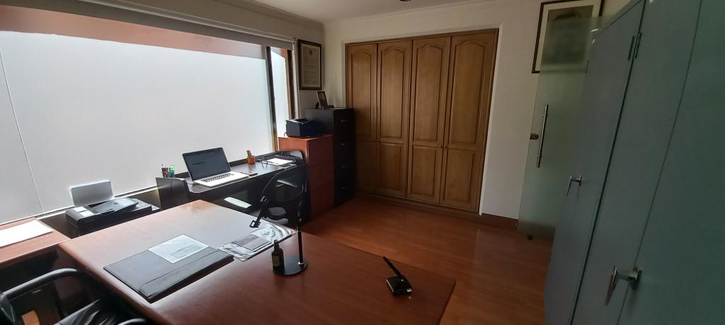 Apartamento En Arriendo - La Cabrera, Bogotá