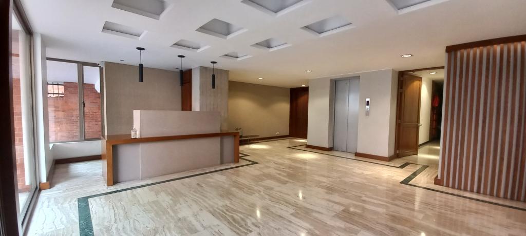 Apartamento En Arriendo - La Cabrera, Bogotá