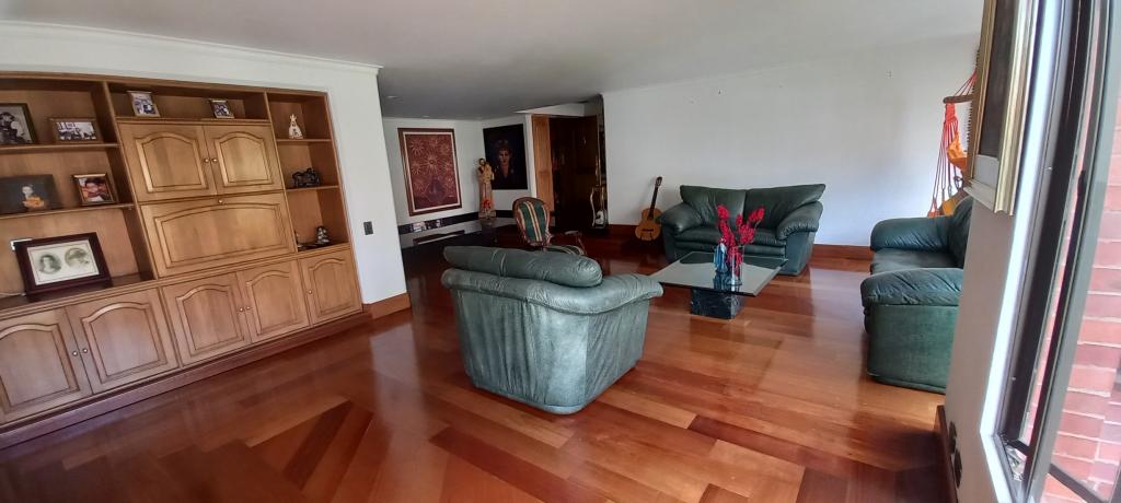 Apartamento En Arriendo - La Cabrera, Bogotá