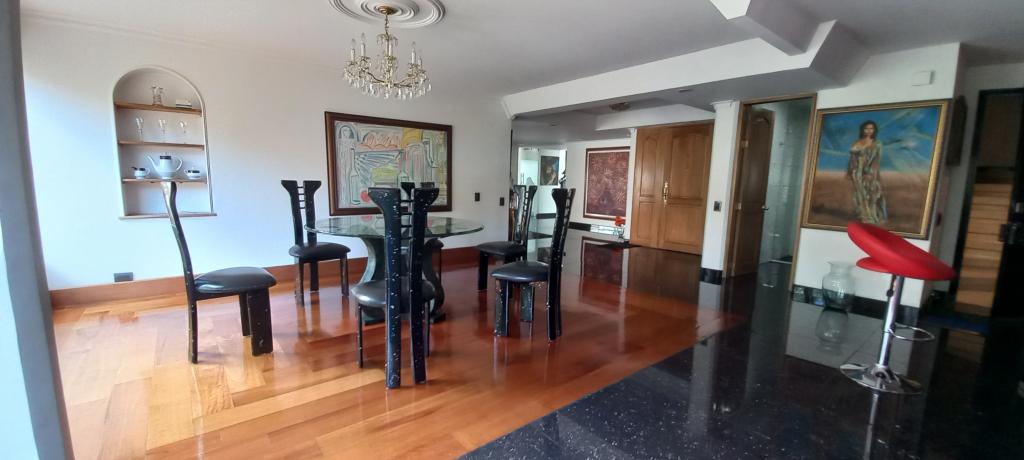 Apartamento En Arriendo - La Cabrera, Bogotá