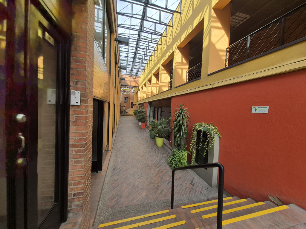 Oficina En Arriendo - Chapinero Central, Bogotá