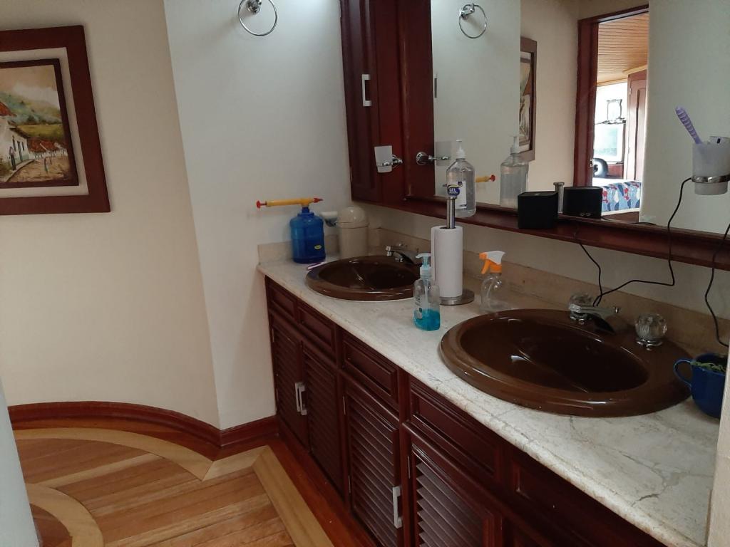 Apartamento En Venta - Santa Barbara-Usaquén, Bogotá