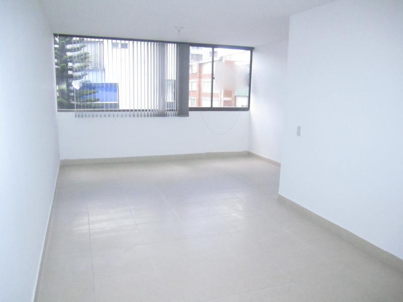 Oficina En Arriendo - Puente Largo, Bogotá