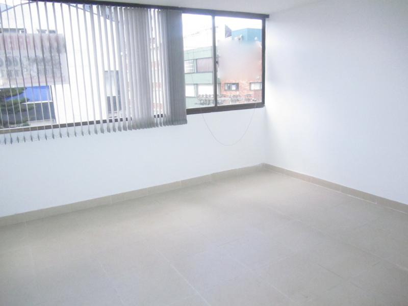 Oficina En Arriendo - Puente Largo, Bogotá