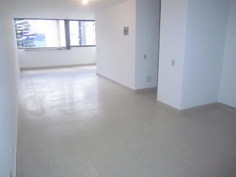 Oficina En Arriendo - Puente Largo, Bogotá