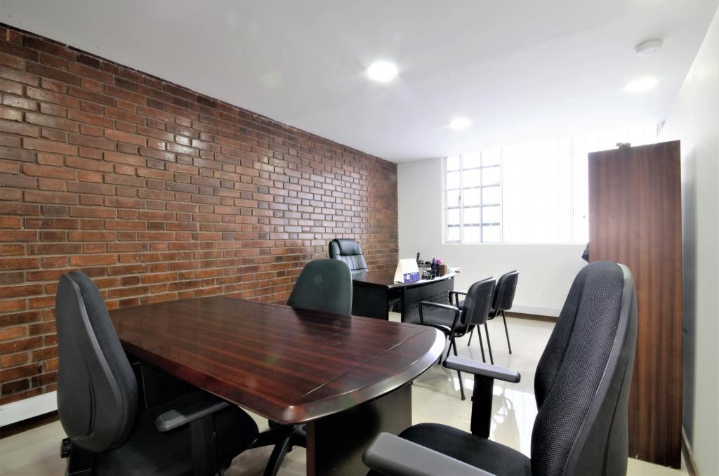 Casa En Venta - Santa Rosa, Bogotá
