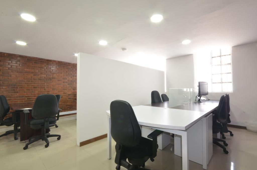 Casa En Venta - Santa Rosa, Bogotá