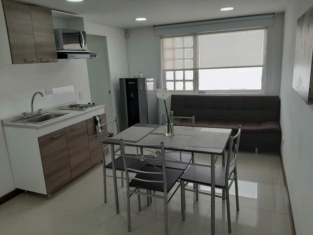 Casa En Venta - Santa Rosa, Bogotá