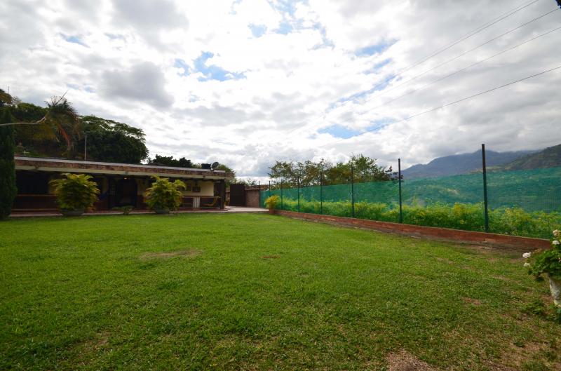 Finca En Venta - Quebradagrande, San Antonio Del Tequendama