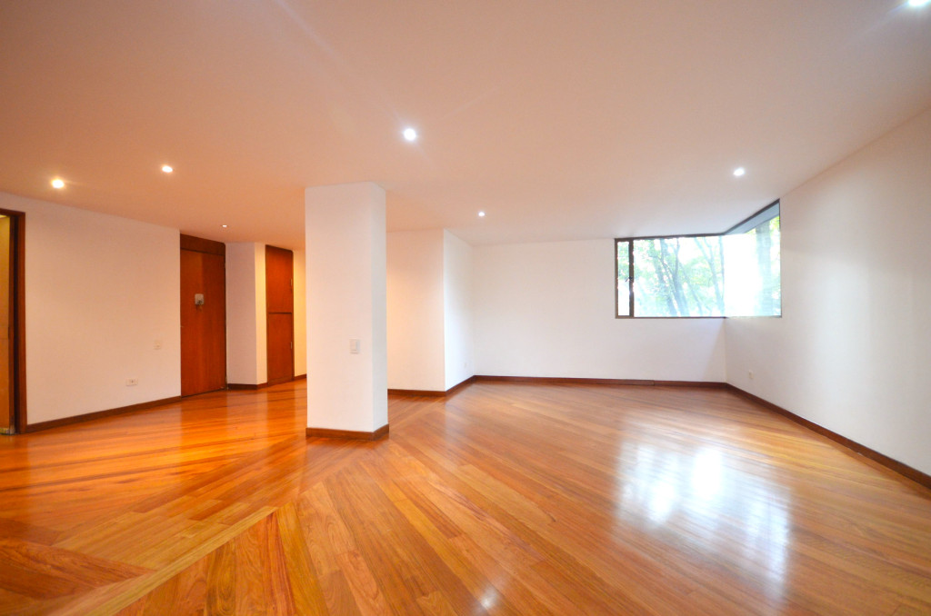 Apartamento En Arriendo - La Cabrera, Bogotá