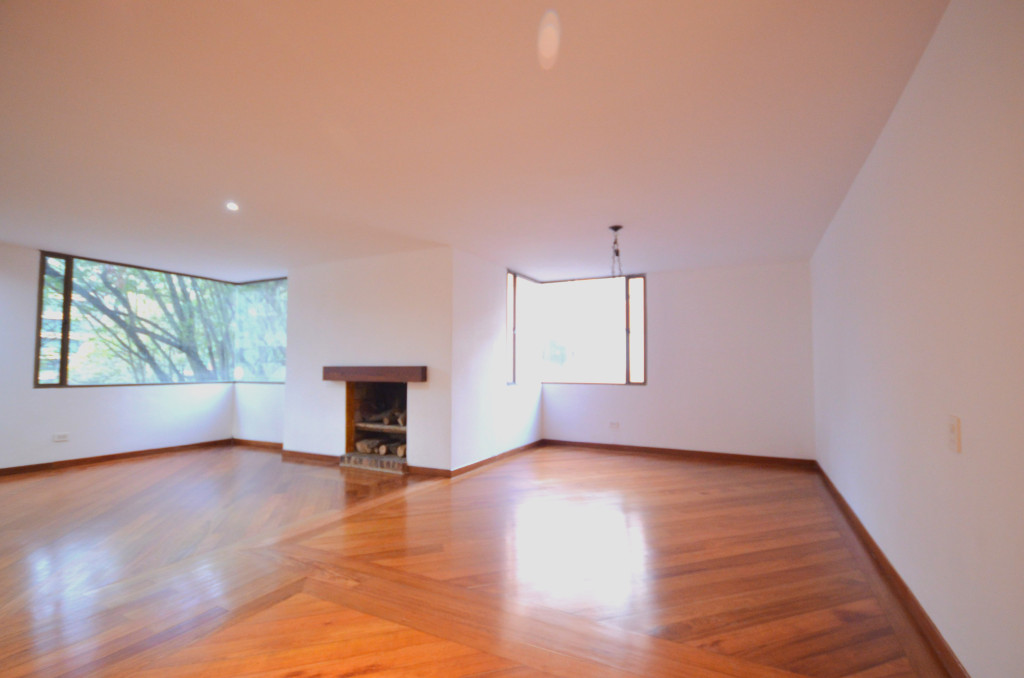 Apartamento En Arriendo - La Cabrera, Bogotá