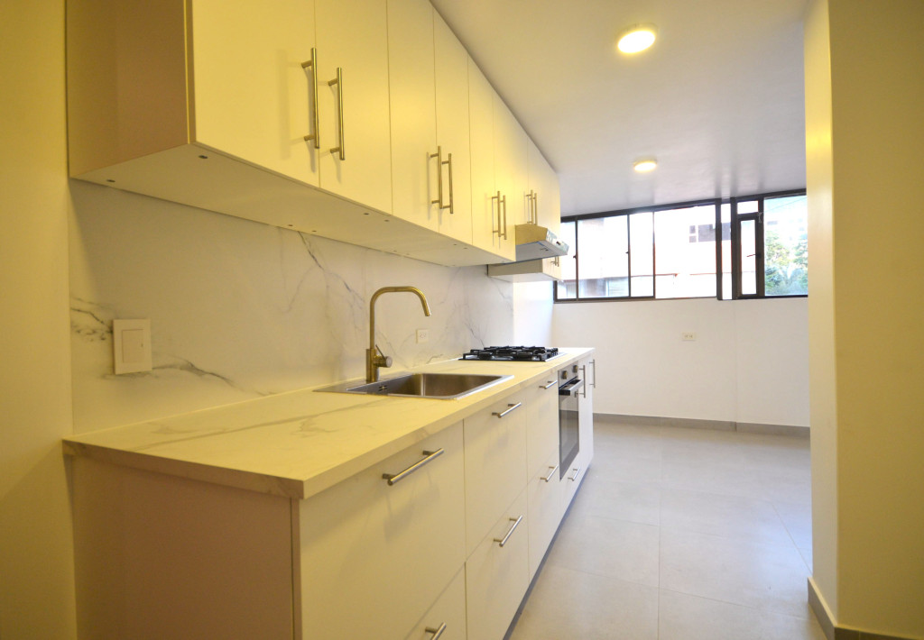 Apartamento En Arriendo - La Cabrera, Bogotá