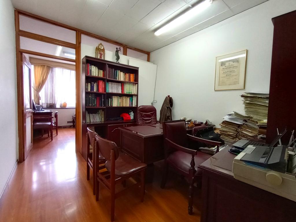 Oficina En Venta - La Capuchina, Bogotá