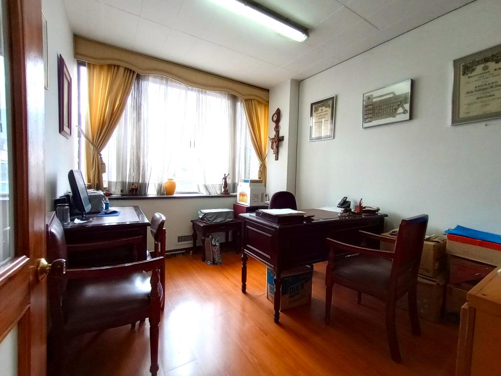 Oficina En Venta - La Capuchina, Bogotá