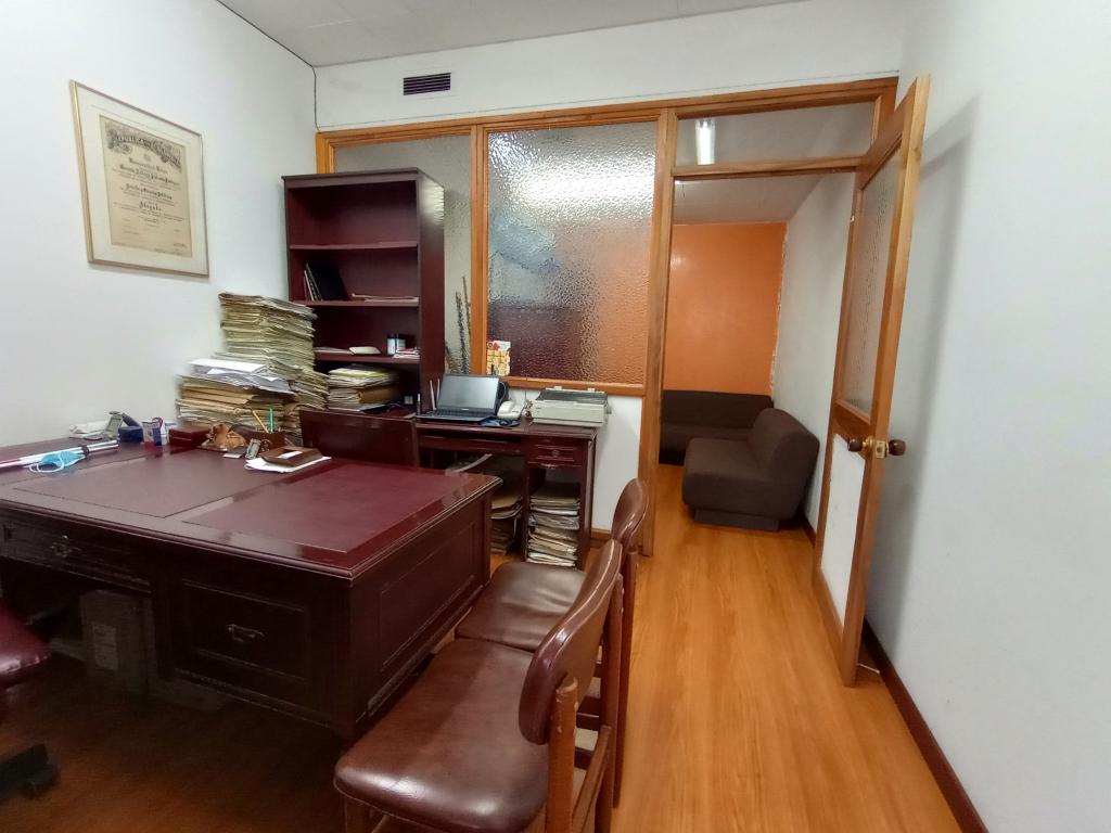 Oficina En Venta - La Capuchina, Bogotá