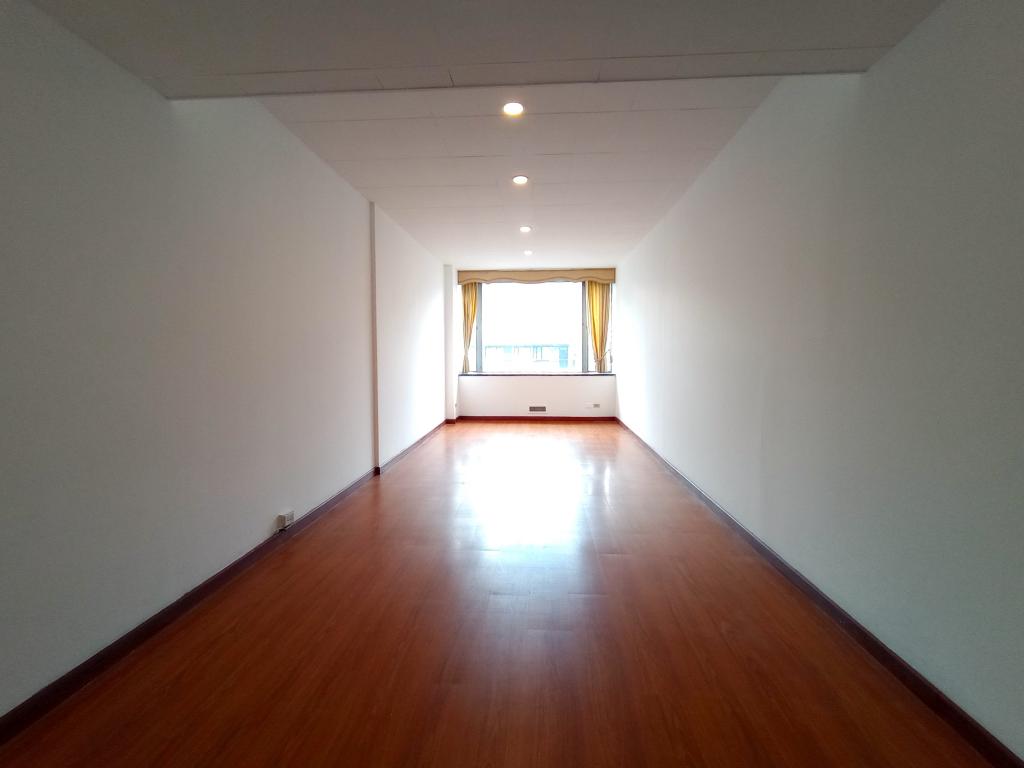 Oficina En Venta - La Capuchina, Bogotá