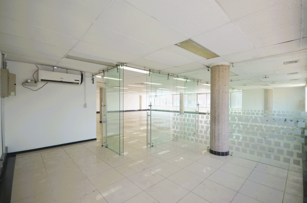 Oficina En Arriendo - Las Ferias, Bogotá