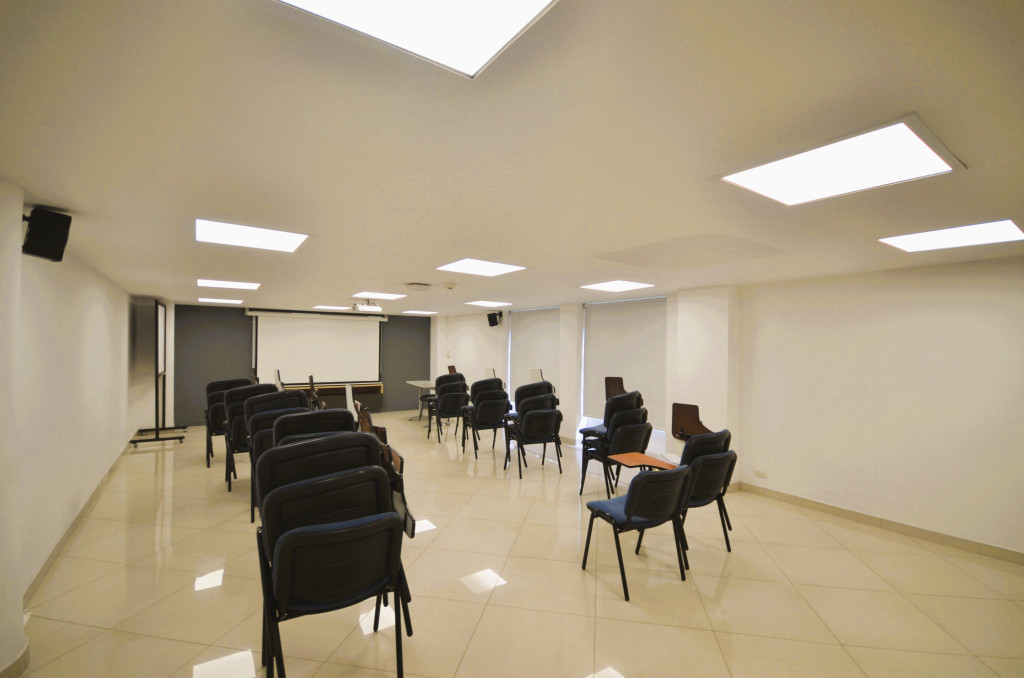 Oficina En Arriendo - Las Ferias, Bogotá