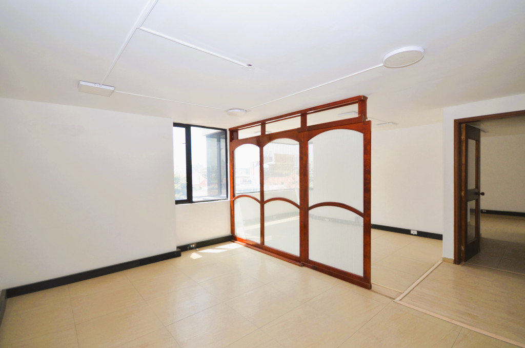 Oficina En Arriendo - Quinta Camacho, Bogotá