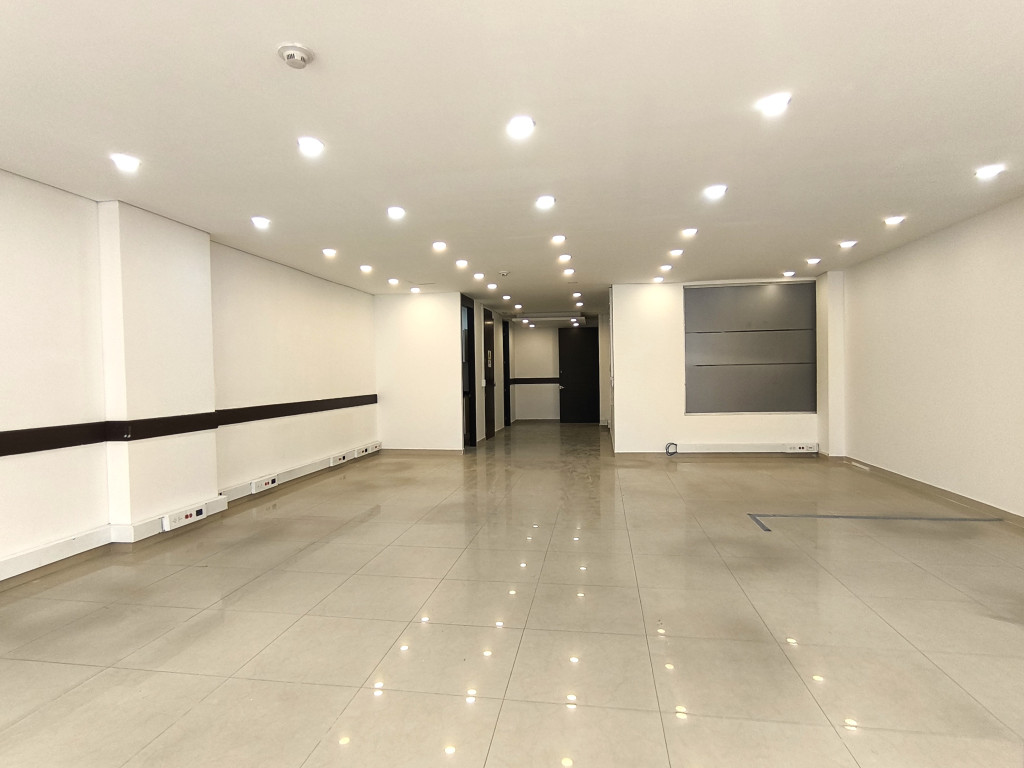Oficina En Arriendo/Venta - Lago Gaitán, Bogotá