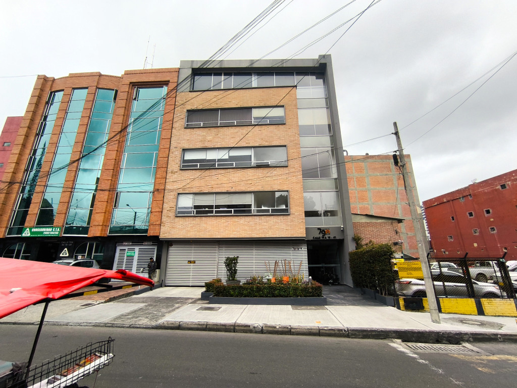 Oficina En Arriendo/Venta - Lago Gaitán, Bogotá