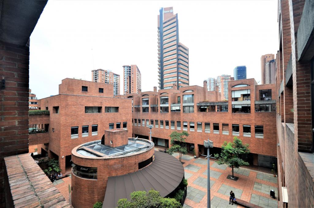 Apartamento En Arriendo - Parque Central Bavaria, Bogotá