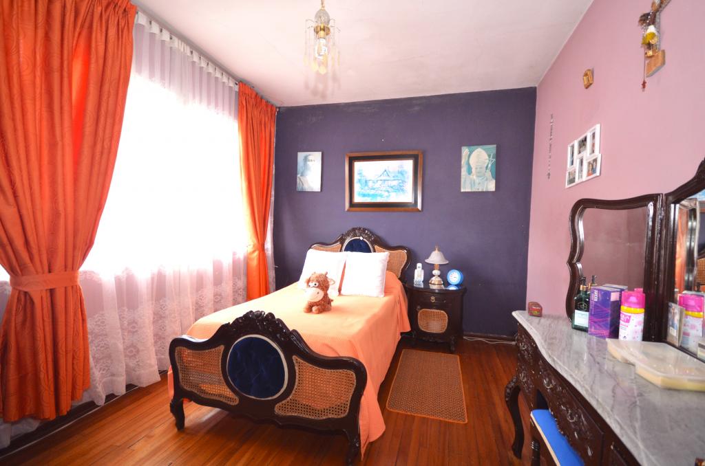 Casa En Venta - Popular Modelo, Bogotá