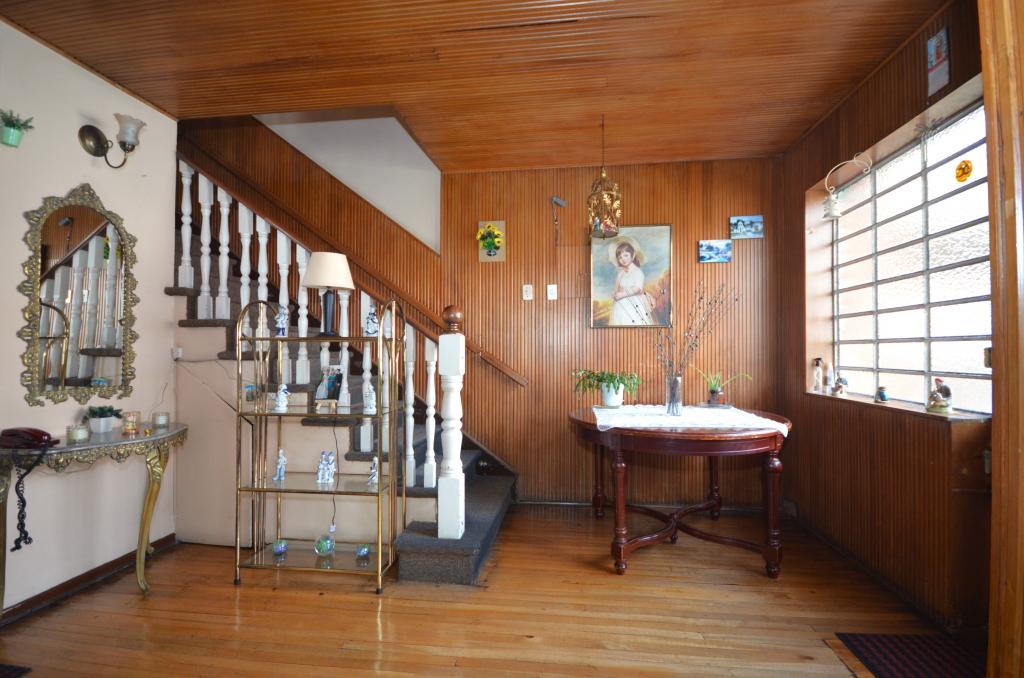 Casa En Venta - Popular Modelo, Bogotá