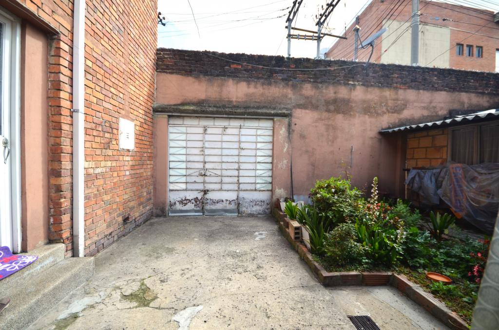 Casa En Venta - Popular Modelo, Bogotá