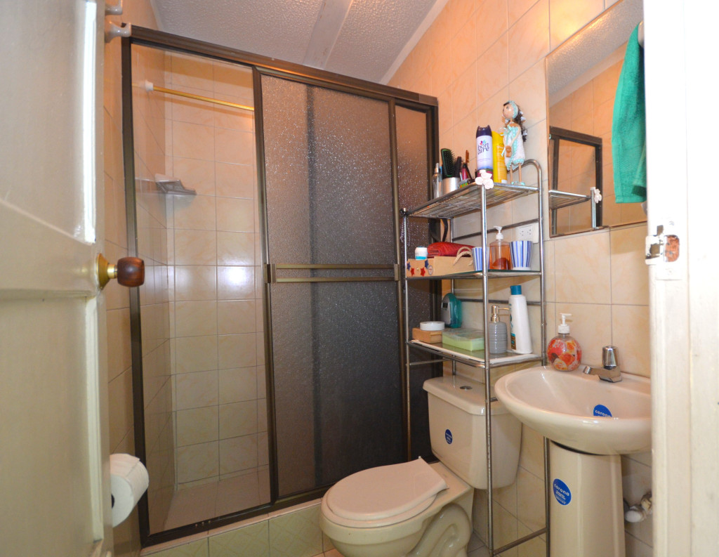 Casa En Venta - Popular Modelo, Bogotá