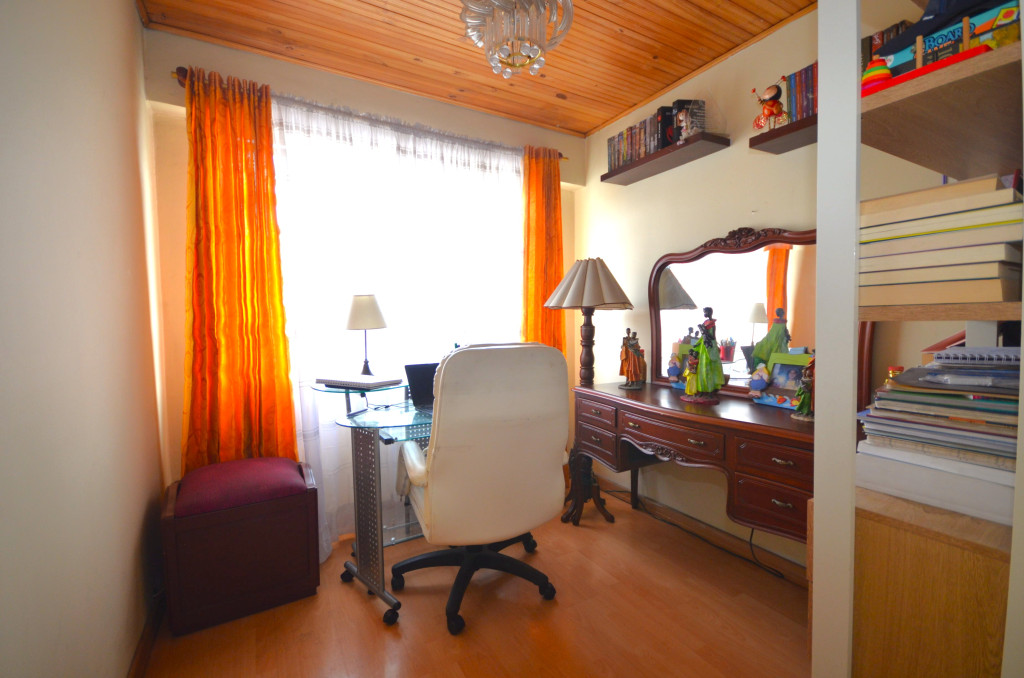 Casa En Venta - Popular Modelo, Bogotá