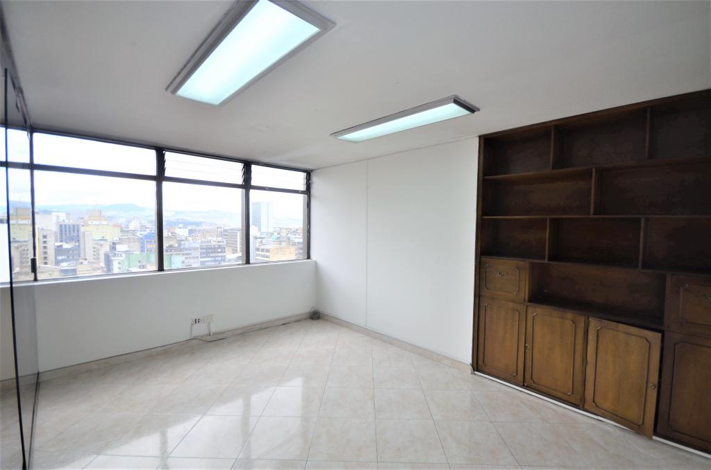 Oficina En Arriendo - Las Nieves, Bogotá