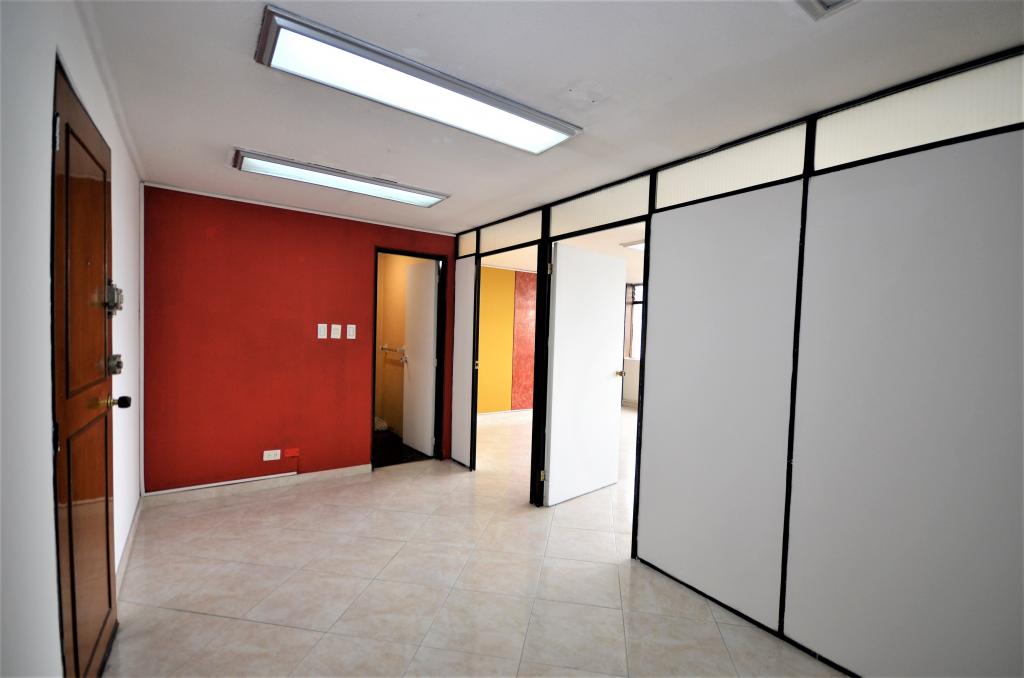 Oficina En Arriendo - Las Nieves, Bogotá