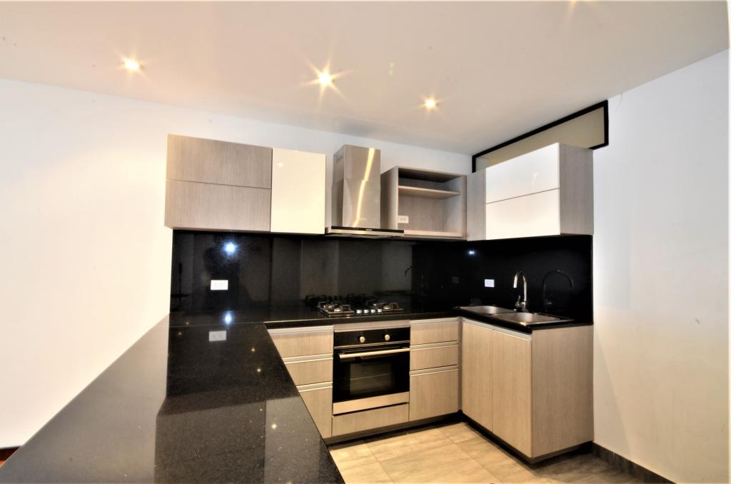 Apartamento En Arriendo - Santa Barbara Oriental-Usaquén, Bogotá