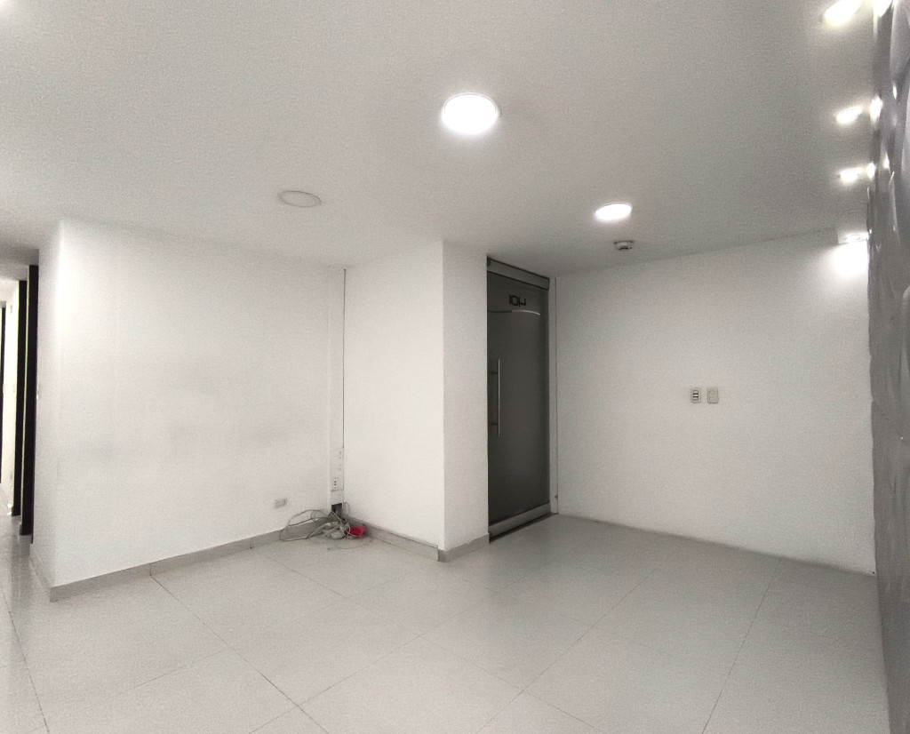 Oficina En Arriendo - Antiguo Country, Bogotá