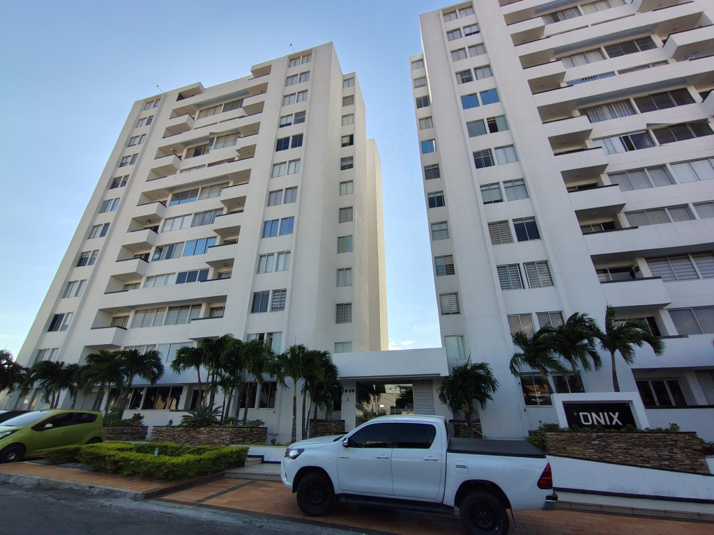 Apartamento en arriendo en BELLAVISTA, Los Patios en Bellavista