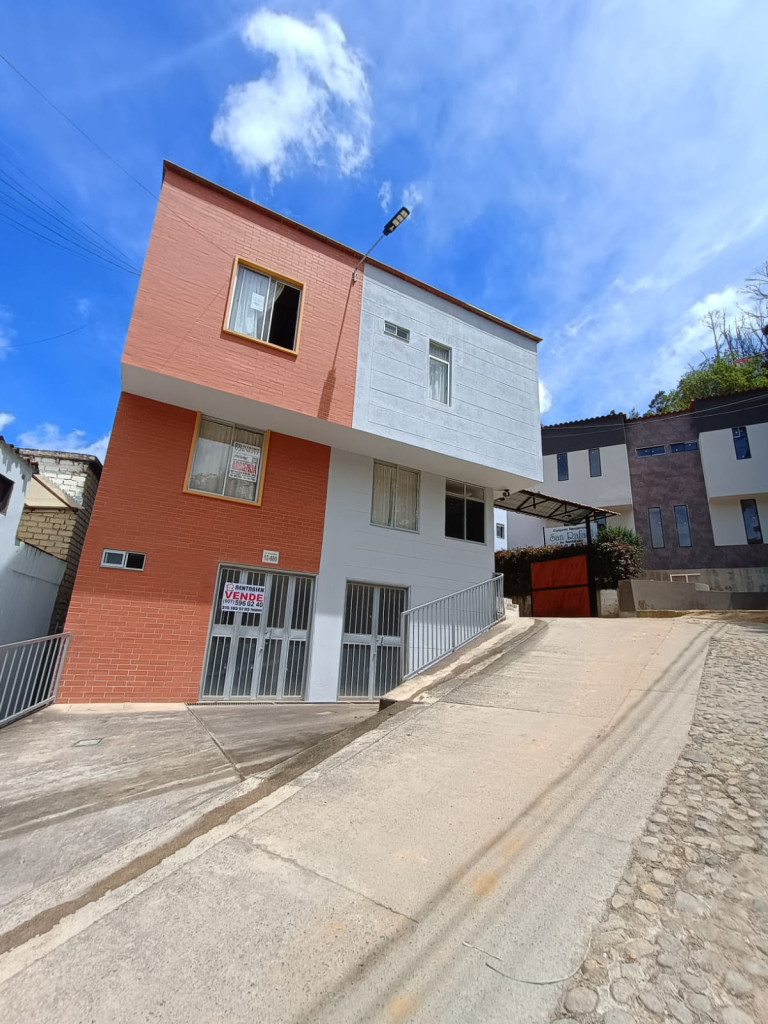 {{ ucwords(strtolower($similar['type'])) }}