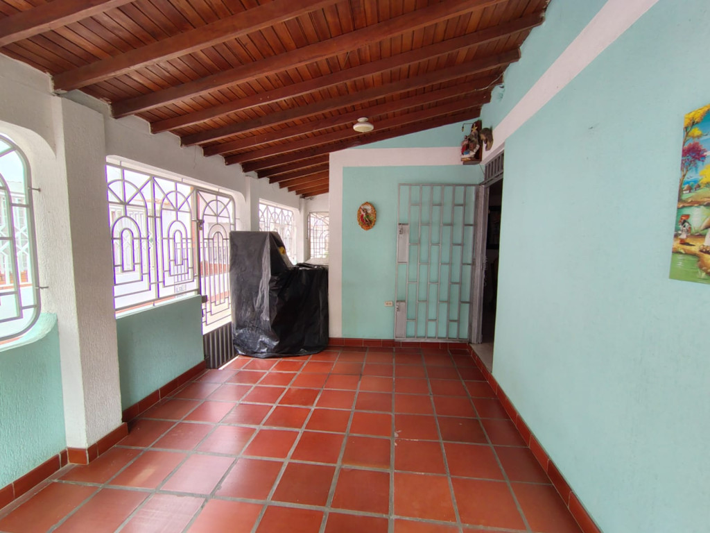 {{ ucwords(strtolower($similar['type'])) }}