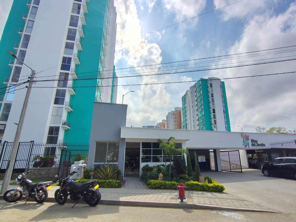 {{ ucwords(strtolower($similar['type'])) }}